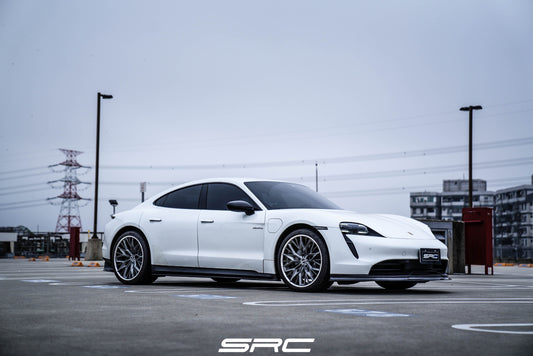 Porsche Taycan J1